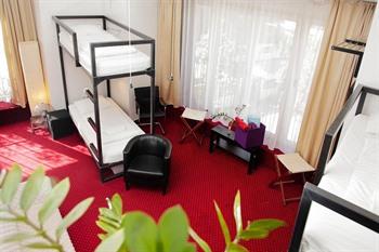  Maverick Hostel & Ensuites