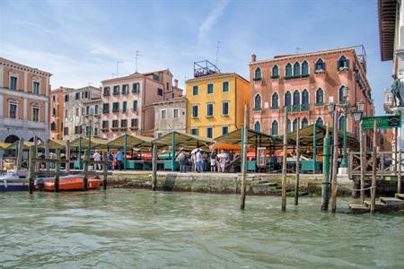 Mercati di Rialto markt in Venetië bezoeken? Alle tips en info + hoe bereiken?