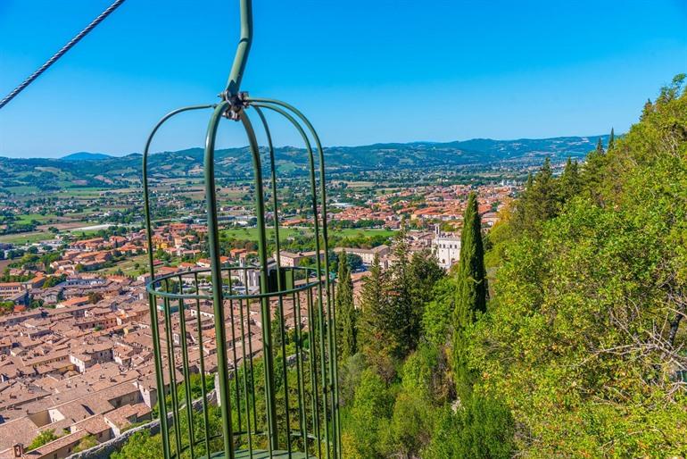 Met de kabelbaan naar de basiliek, Funivia Colle Eletto