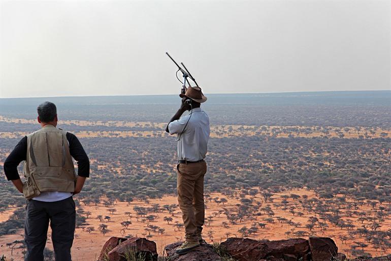 Met gids het Okonjima Nature Reserve verkennen