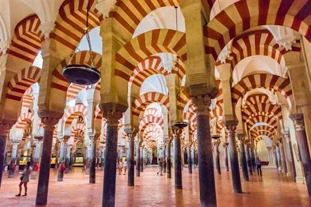 Mezquita in Cordoba (moskee-kathedraal) bezoeken? Info, tips & tickets