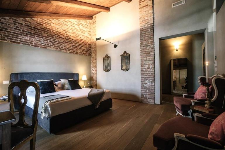 MiaClara Relais boeken