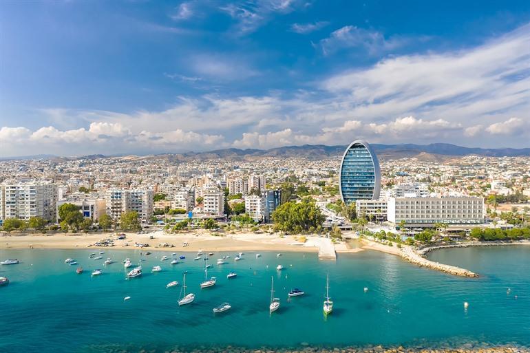 Moderne havenstad Limassol, Cyprus