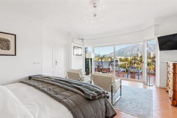 Molo Luxury Residences Puerto Banus boeken