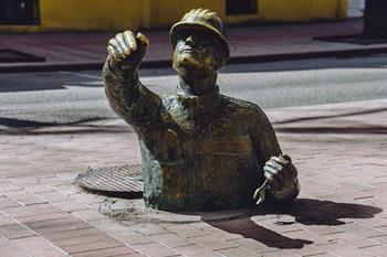 Monument van de Onbekende Loodgieter, Subotica