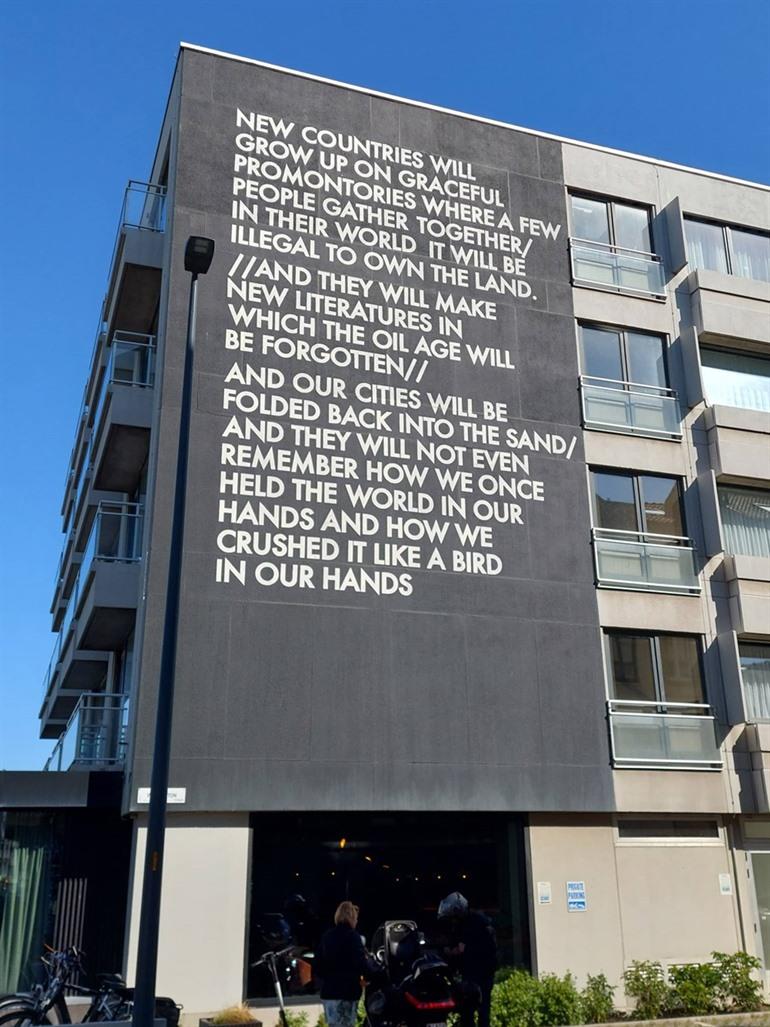 Murals en street-art in Oostende: Chrystal Ship