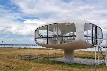 Mütherturm op het strand van Binz, Rügen