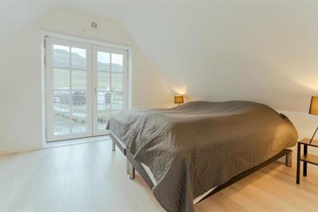 New Boat House boeken in de stad Leirvík