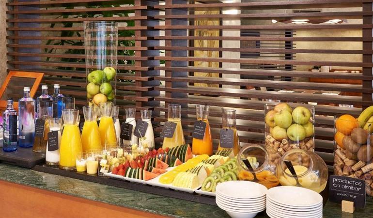 NH Pirineos Lleida boeken