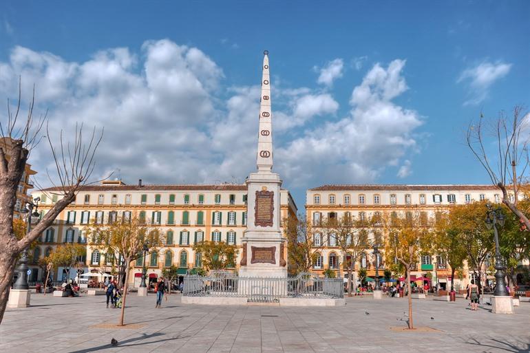 Obelisk op het Plaza de la Merced, Málaga