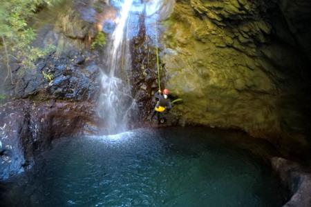 Of boek hier een Canyoning Privétour op Madeira