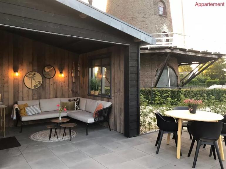 Onder de Molen boeken