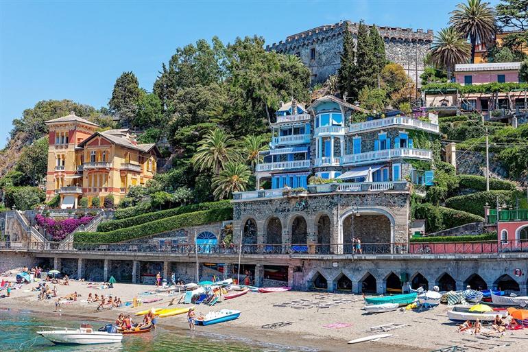Ontspannen op het stadsstrand Spiaggia di Levanto
