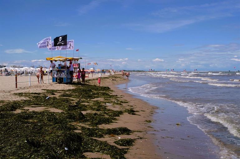 Ontspannen op het strand van Sottomarina, bij Chioggia