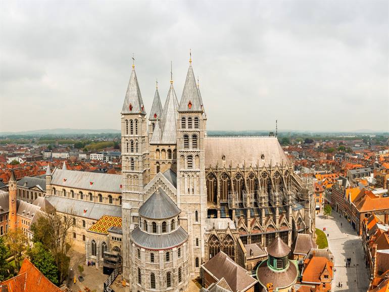 Onze-Lieve-Vrouwekathedraal Doornik