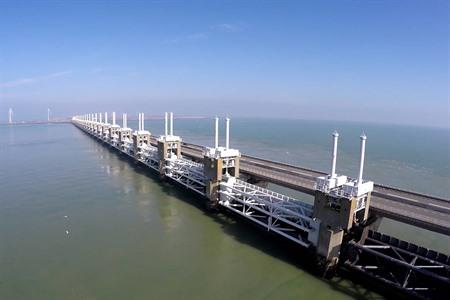 Oosterscheldekering in Zeeland, Nederland