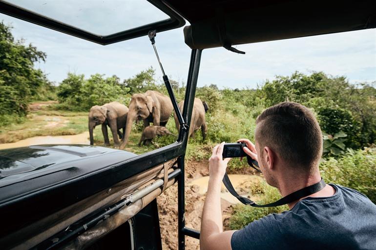 Op safari in Sri Lanka