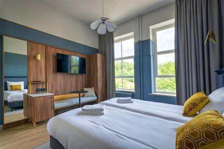 Overnacht in het SEPHS Hotel