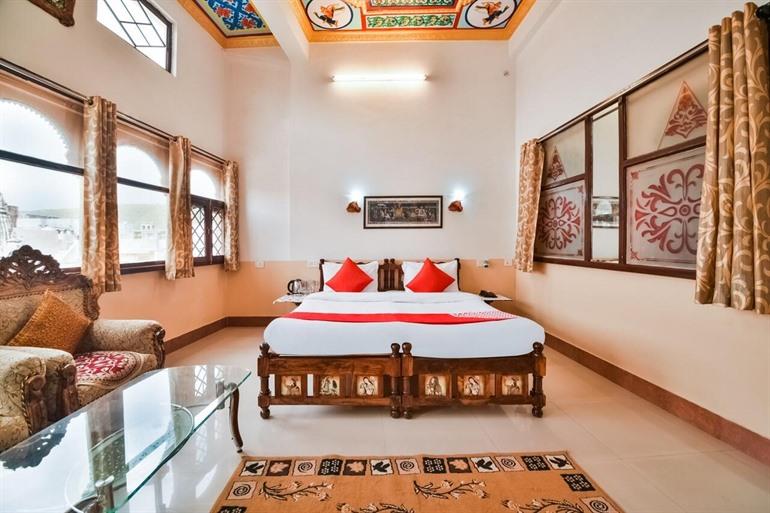 OYO 44604 Jhankar Mansion (Bundi)