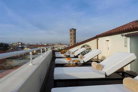 Palazzo Bezzi Hotel boeken