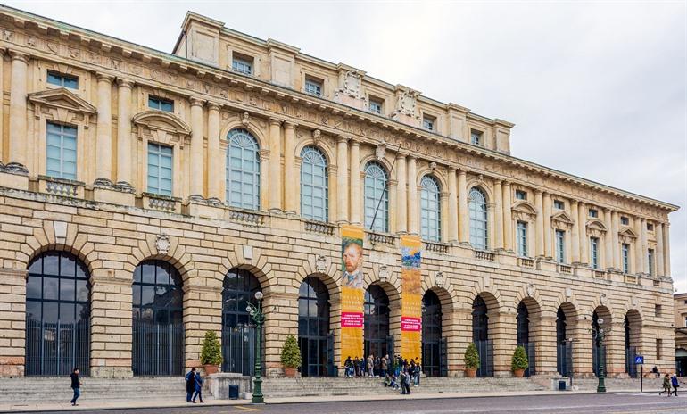 Palazzo della Gran Guardia, stadspaleis op Piazza Bra in Verona