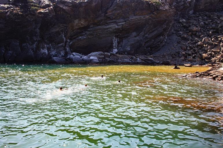 Palea Kameni warmwaterbronnen in Santorini