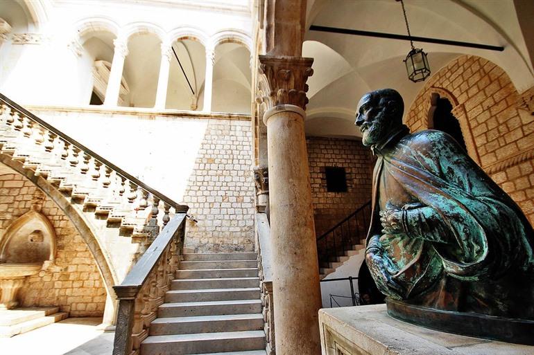 Paleis van de Hertog Mljet (Knezev dvor)