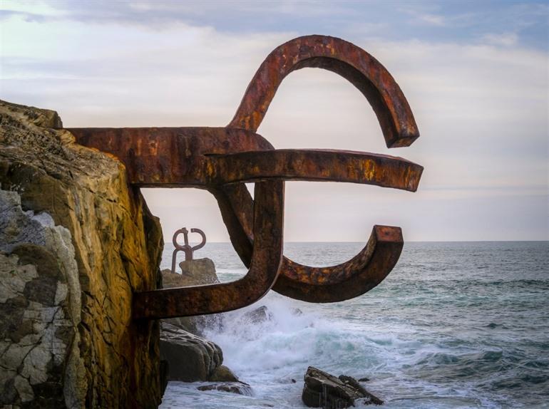 Peine de Viento XV in San Sebastian, Spanje