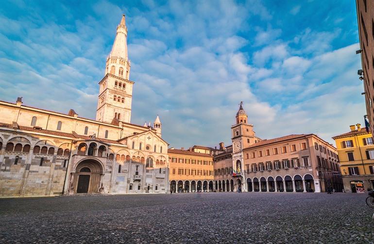 Piazza Grande in Modena, Emilia-Romagna