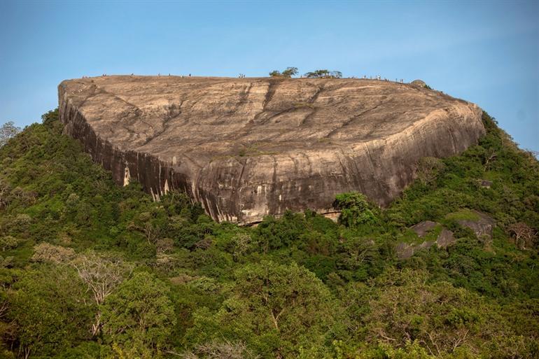 Pidurangala Rock