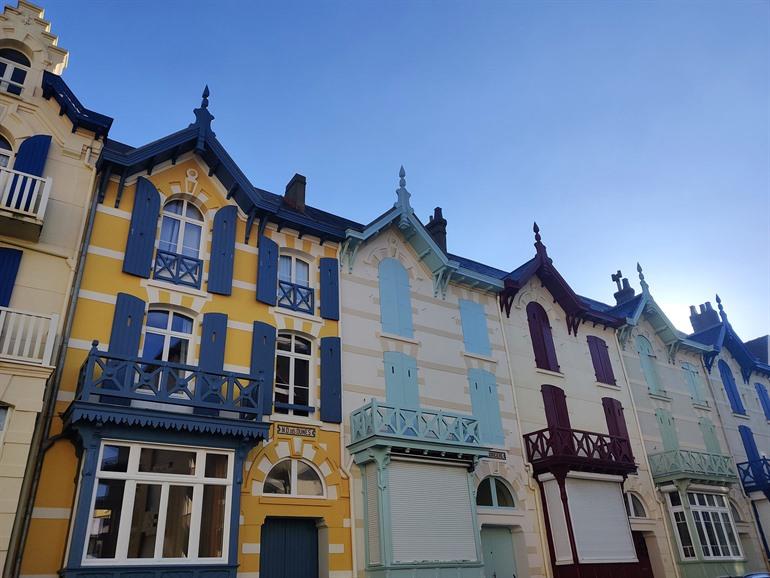 Pittoreske huizen in Engels-Normandische stijl in Wimereux