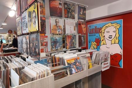 Ontdek Muzikaal Brussel: zing met ons mee van Jacques Brel tot Karaoke