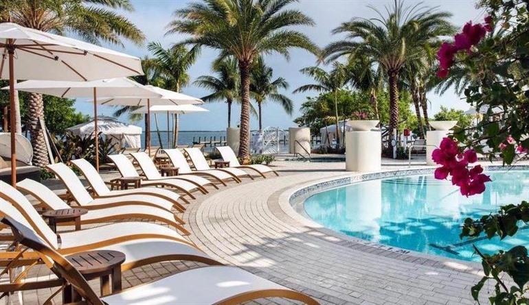 Playa Largo Resort & Spa