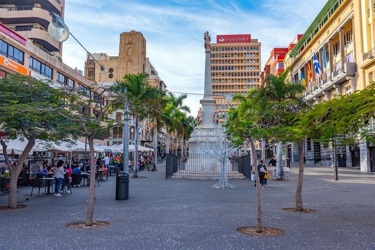 Plaza de la Candelaria met het monument Triunfo de la Candelaria