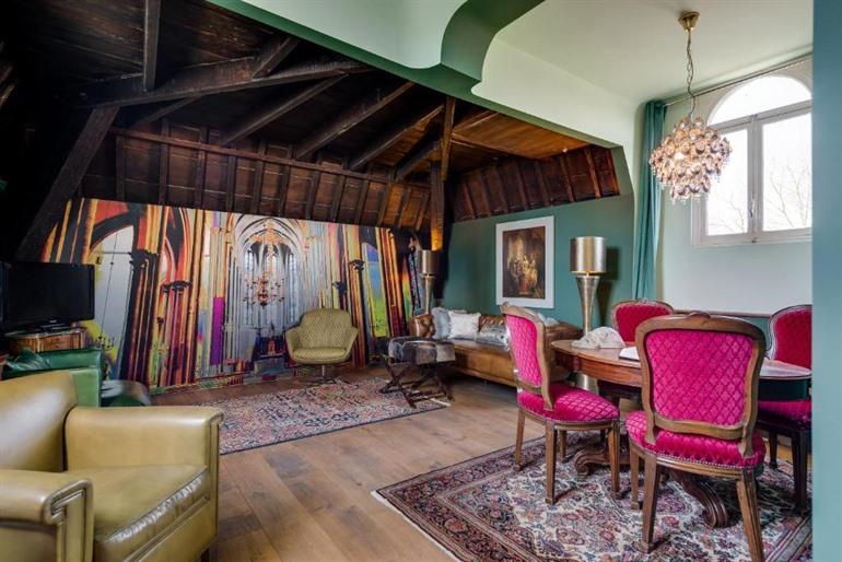 Poortgebouw Kasteel Borgharen boeken