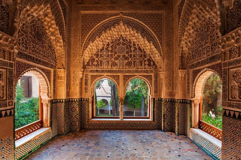 Prachtige architectuur van het Alhambra, Granada