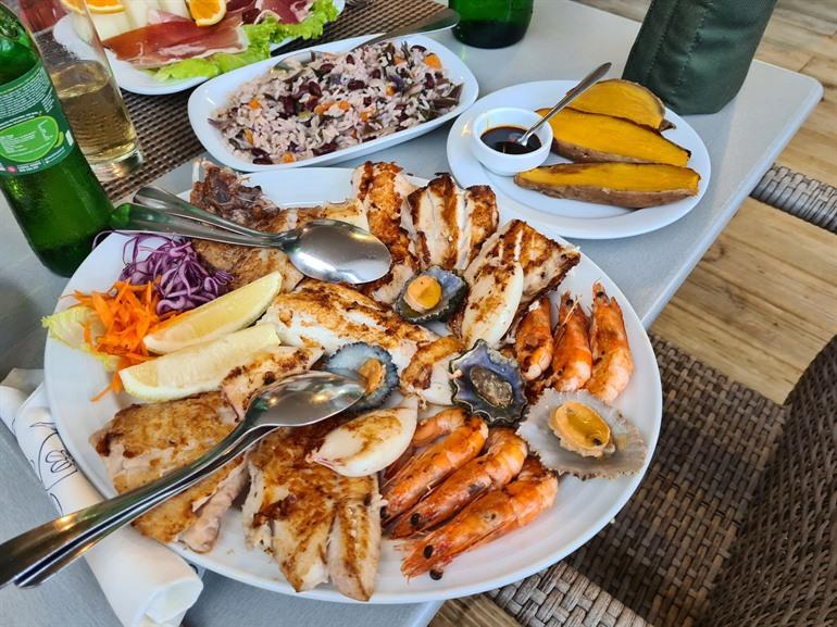 Proef van de lekkere keuken van Madeira