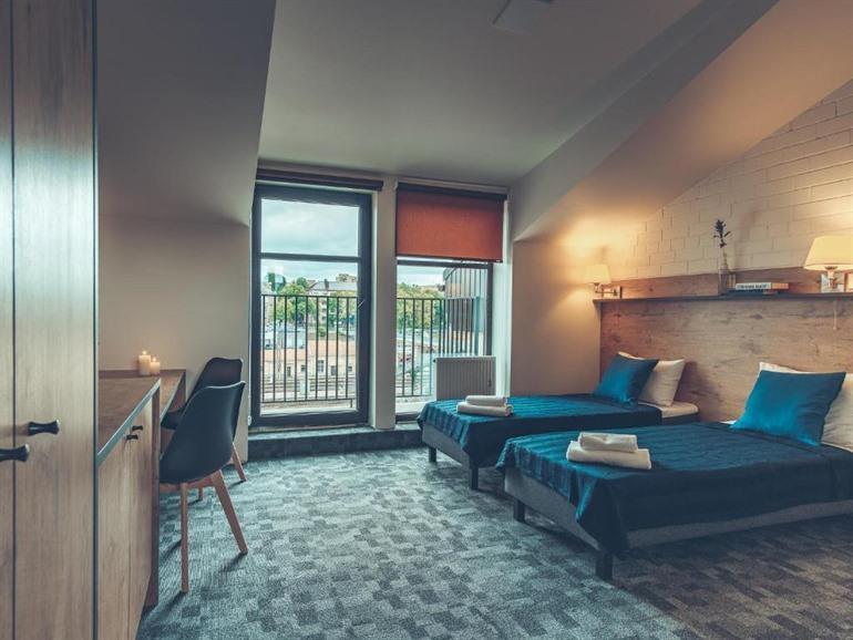 Railway Hotel & Apartments boeken