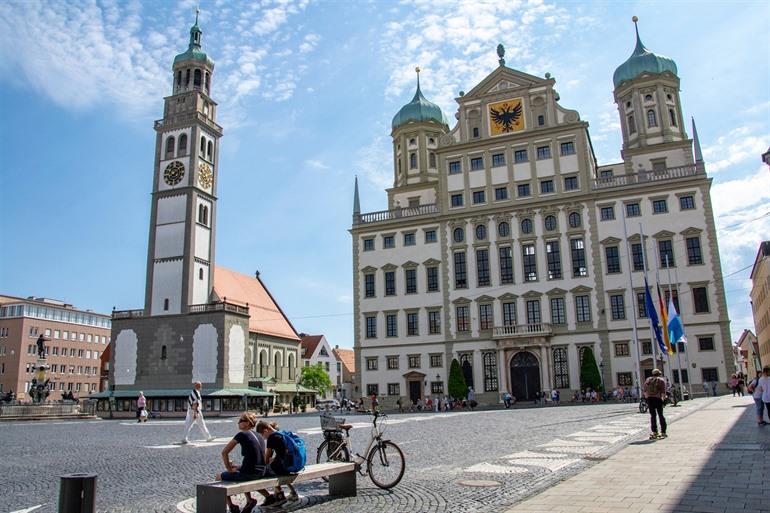 Rathausplatz in Augsburg, Duitsland