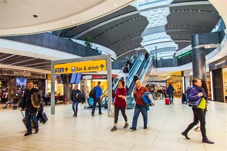 Hoe van vliegveld Rome naar centrum? Zowel Fiumicino en Ciampino: alle info + tickets