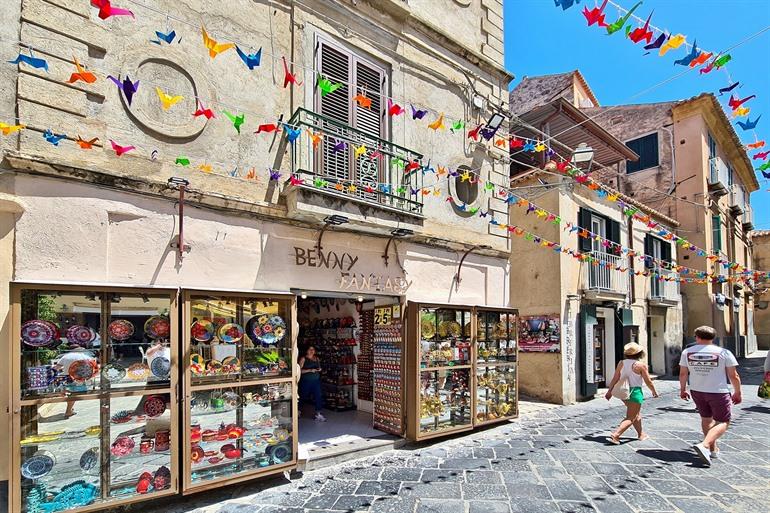 Ronddwalen door het oude centrum van Tropea