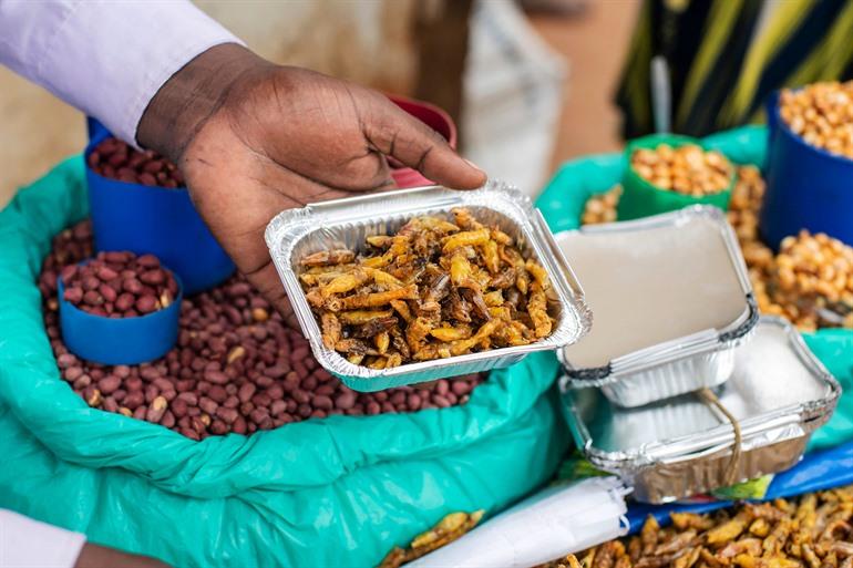 Rondstruinen op de Owino Market, Kampala