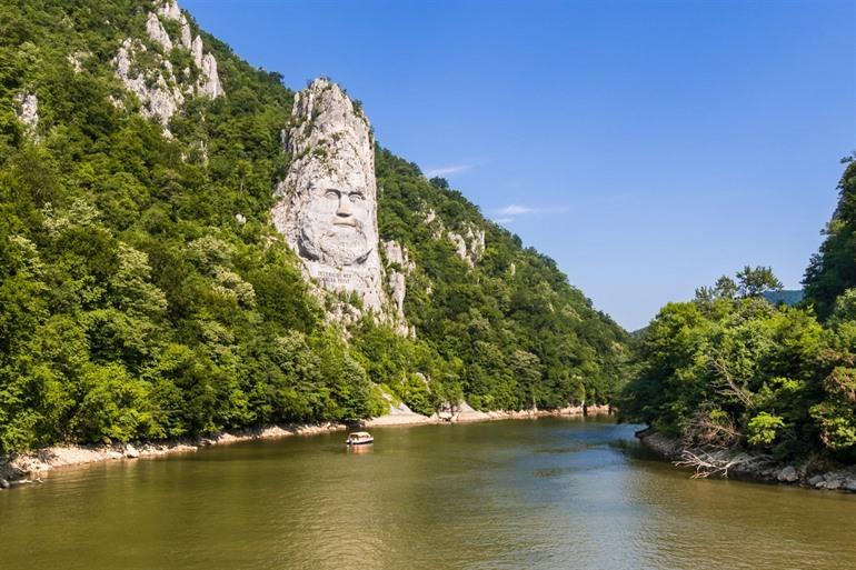 Rotssculptuur van Decebalus