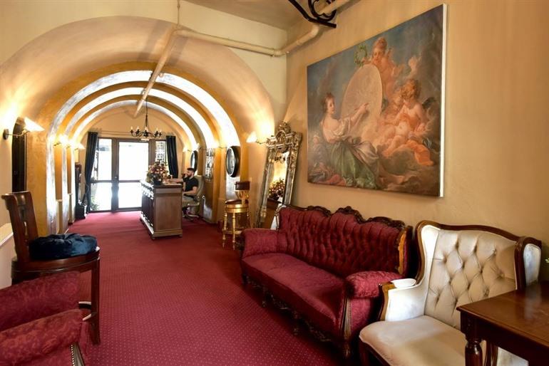 Safrano Palace (Brasov)