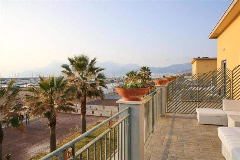 Saint Joseph Resort boeken