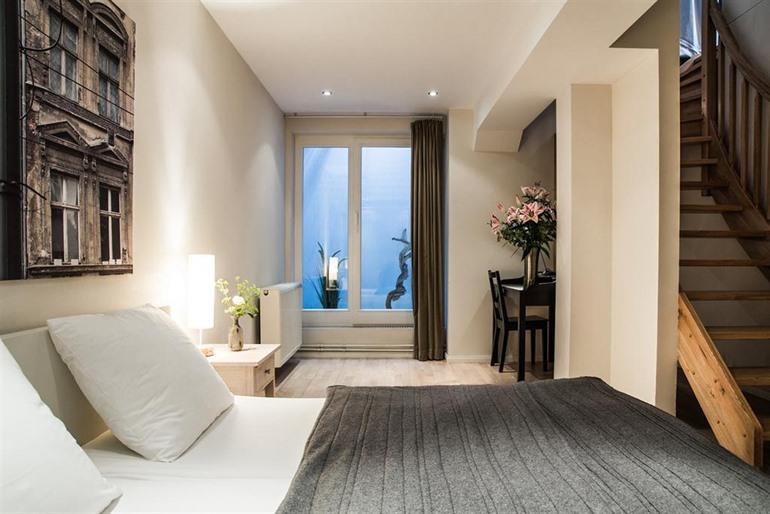 Schoenhouse Apartments (Prenzlauer Berg)