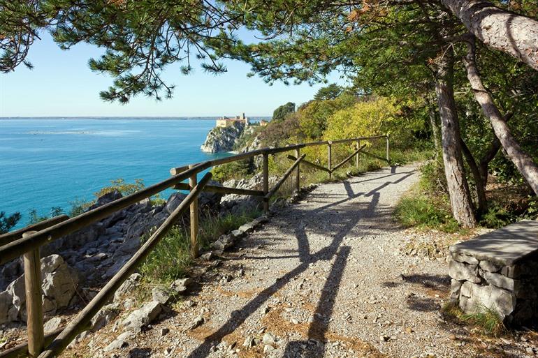 Sentiero Rilke wandelen naar Castello di Duino