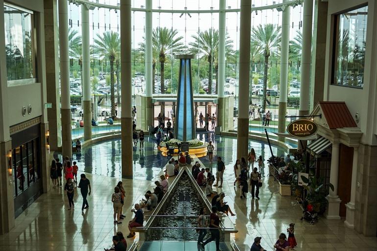 Shopping mall Orlando