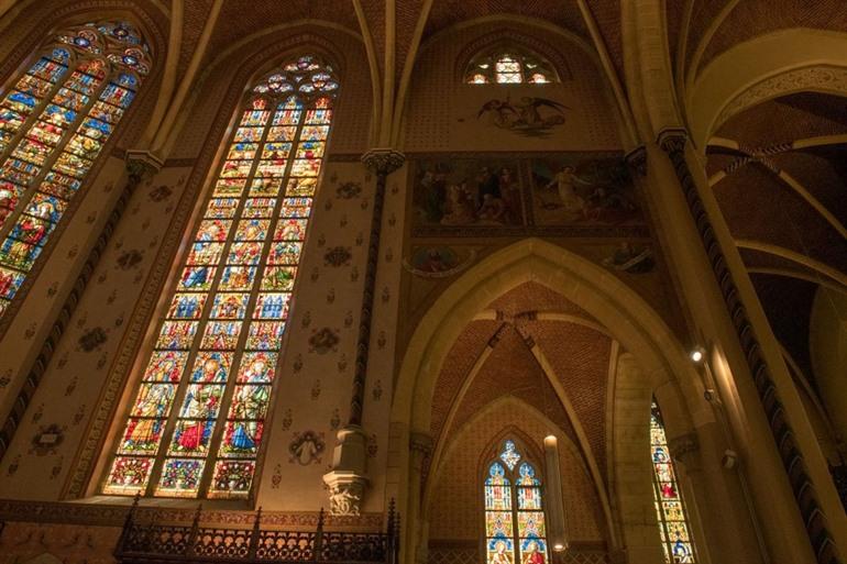 Sint-Pietersbandenkerk in Lommel, Limburgse Kempen