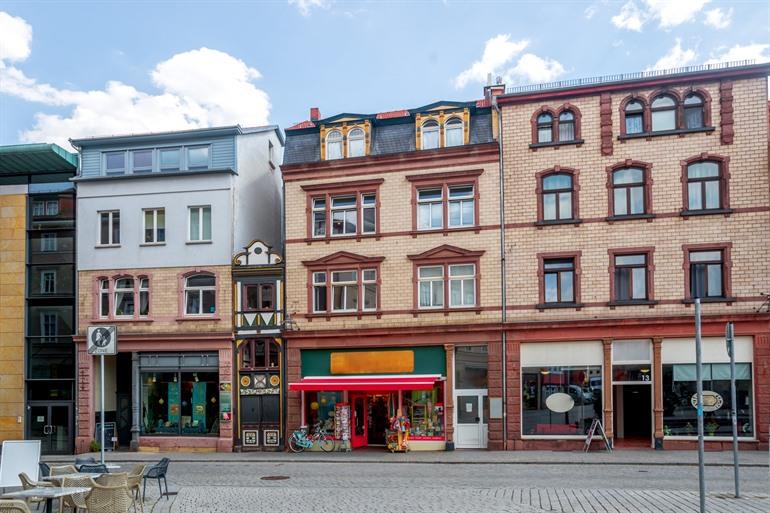 Smalste vakwerkhuis van Duitsland op de Eisenacher Johannisplatz
